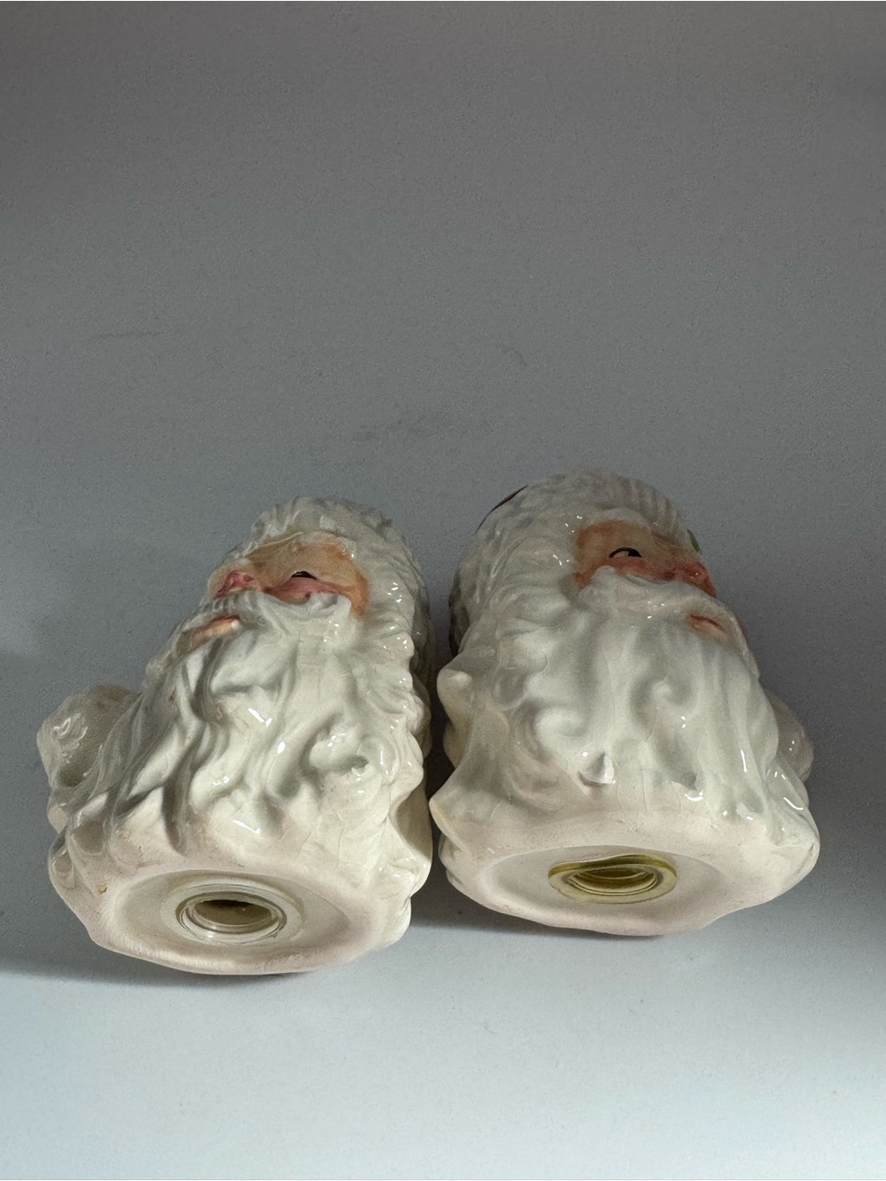 Three Piece Santa Salt & Pepper with under dish - Picture 3 of 5